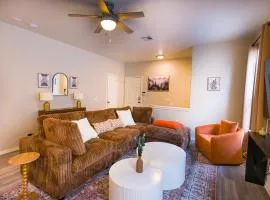 Austin Getaway Patio, Games & Near Sixth Street