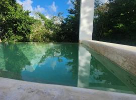 Casa Itzamna Jungle Retreat Tulum, Hotel in Macario Gomez