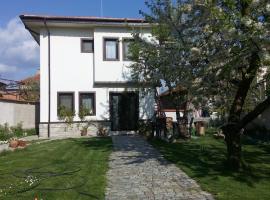 Bobekova Kashta, logement avec cuisine &agrave; Panagyurishte