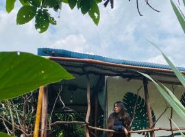 Jardínes el edén Glamping – hotel w mieście Garzón