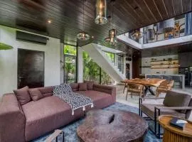 Nomad Villa 3BR Brand New in Padonan, Canggu