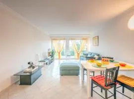 Appartement central avec grande terrasse, garage et WIFI - FR-1-197-620