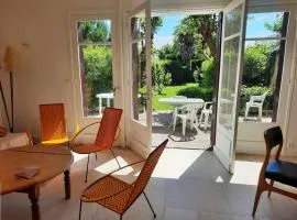 Maison familiale rénovée pour 13 pers. à Royan, proche plage - FR-1-494-204
