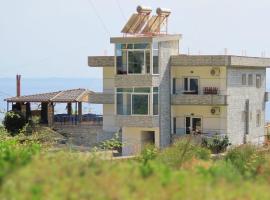 Hotel Krisl, hotel v destinaci Piqeras