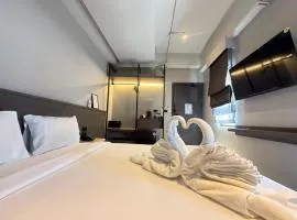 Leon's Loft House