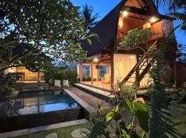 Shri Wedari Private Pool with Ricefield View