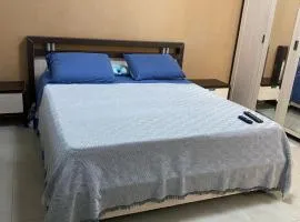 Habitación y baño privado