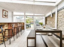 Maison avec jardin pour 8 à 550m de la plage