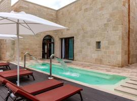 Palazzo Corte Dei Granai Raro Villas Homes Collection, hotel a Maglie