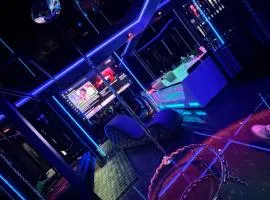 BDSM room Bydgoszcz z jacuzzi, dużym tarasem i sauną