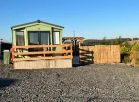 Maneight Fir View with hot tub