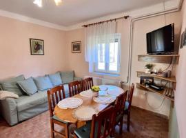 Aranyos- patak vendégház, hotel en Csesznek