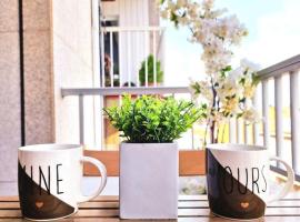 Chabós Plaza España centro Vigo, hotel in Vigo