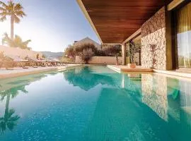 Villas & SPA Dubrovnik - Resort of 5 Star Villas、ドゥブロヴニクのヴィラ