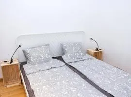 Verano Azul - Adorable Flat in Unbeatable Location by Flat Mаnager