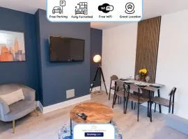 Award-Winning Four Bedrooms House, Parking, WiFi By Derby Short Term Rental Short Lets & Serviced Accommodation Derby