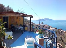 Casa Ancora, chalet de monta&ntilde;a en Massa Lubrense