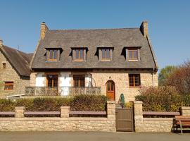 Ploubalay Chambres Cuisine Séjour, hotel in Ploubalay