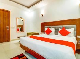 Hotel Airport Highway, hotel v destinaci Chikhli Road