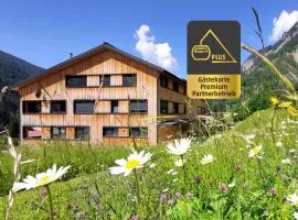 Verwall Apartment Arlberg - mit Sauna, Balkon und Skiraum