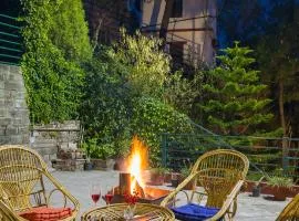 Alaya Stays Pine View Cottage - 3 BHK Himalayan Retreat with Scenic Views