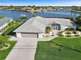 Amazing - 4 Bed Billiard Table luxury canal pool