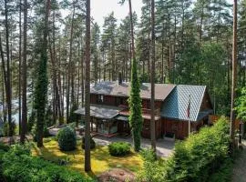 Villa Emerald