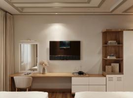 Khách sạn LONG THÀNH QUANG, hotel v destinaci Xóm Mới