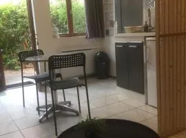 LES GITES CHEROIS agréable RDC maison- 2 personnes