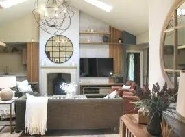Scots Pine Lodge - The Hollies Retreats