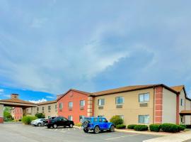 FairBridge Inn & Suites Batavia-Darien Amusement Park, hotel v destinaci Batavia