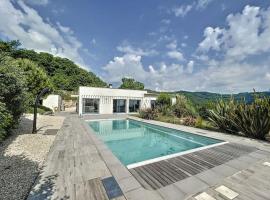 Villa d'architecte moderne, hotel a Chazeaux