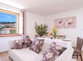 Everything just a few steps away, overnattingssted med kj&oslash;kken i Hvar