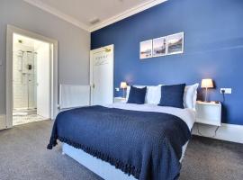The Cloch, hotel v destinaci Gourock