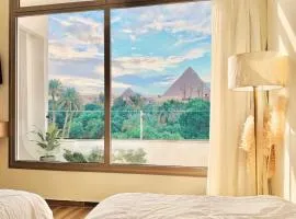 Akasia Pyramids View
