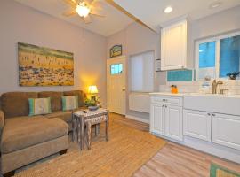 359SC 359 Sumner C, accessible hotel in Avalon