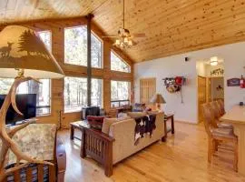 Scenic Deck and Horse Corral Pinetop-Lakeside Cabin