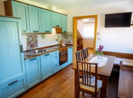 Kmetija Na Čendavš, khách sạn ở Cerkno