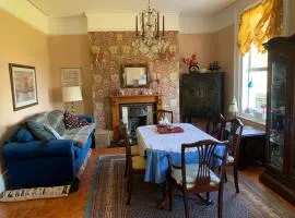 Victorian luxury flat at Claverton House