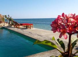 Alden Beach House, Hotel in Sekotong