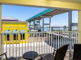 Harbour House at the Inn 212