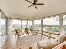 1 Mi to Table Rock Lake Home with Furnished Patio!
