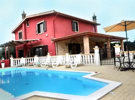 Villa Radiosa with private fenced pool & hdro-massage Leggete l'informazioni sull'host Please read Host info, hotel v destinaci Favara
