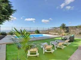 Apartment Private Heated Pool