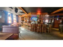 Werry's Cottages and Pub By OYO East Stroudsborg - Weekly Stays