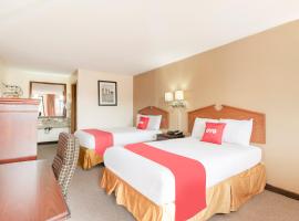 OYO Hotel Tulsa International Airport, hotel em Tulsa