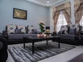 Royal View Apartment