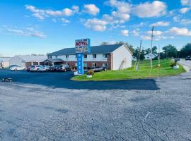 Villa Inn Motel Near Hwy 12 WI Capital O, hotel v destinaci Fort Atkinson