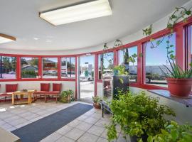 OYO Alpine TX near Big Bend National Park، فندق في ألبين