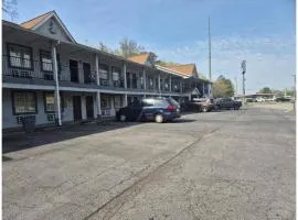 Woodberry Inn & Suites By OYO Rome